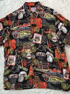 San Francisco Giants Vintage Hawaiian Aloha Shirt from Reyn Spooner - Large